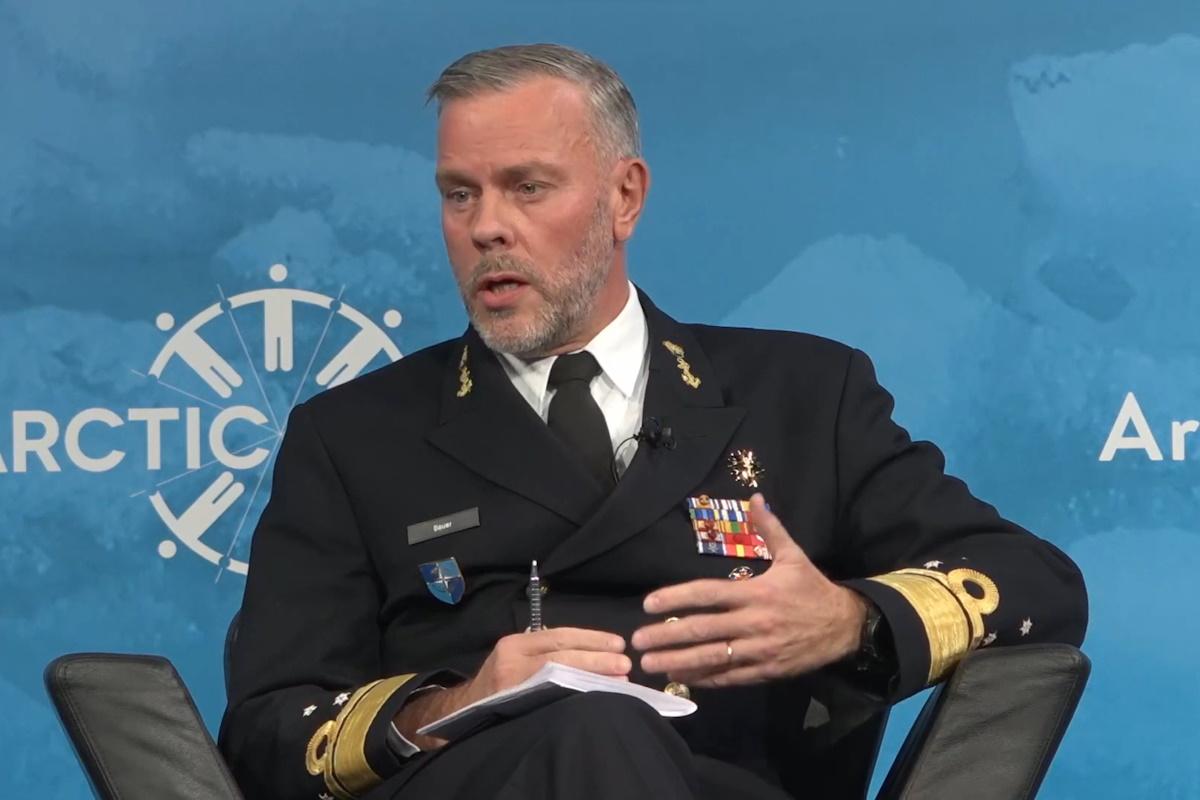 Адмірал Роб Бауер розповів про зміну у самосприйнятті НАТО / скріншот