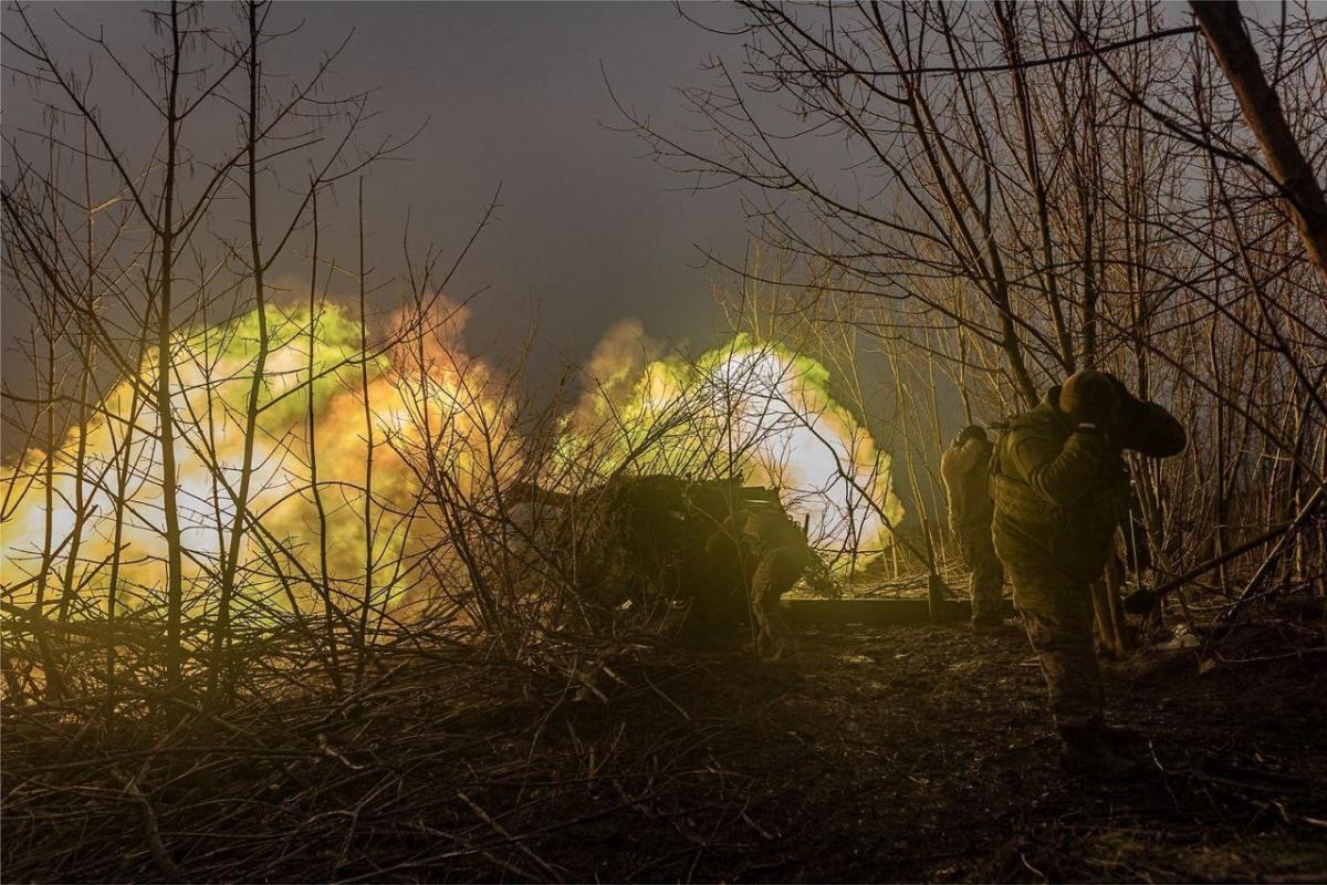 Оборонці відбили на лівобережжі 6 ворожих штурмів / фото SJTF_Odes Оборонці відбили на лівобережжі 6 ворожих штурмів / фото SJTF_Odes