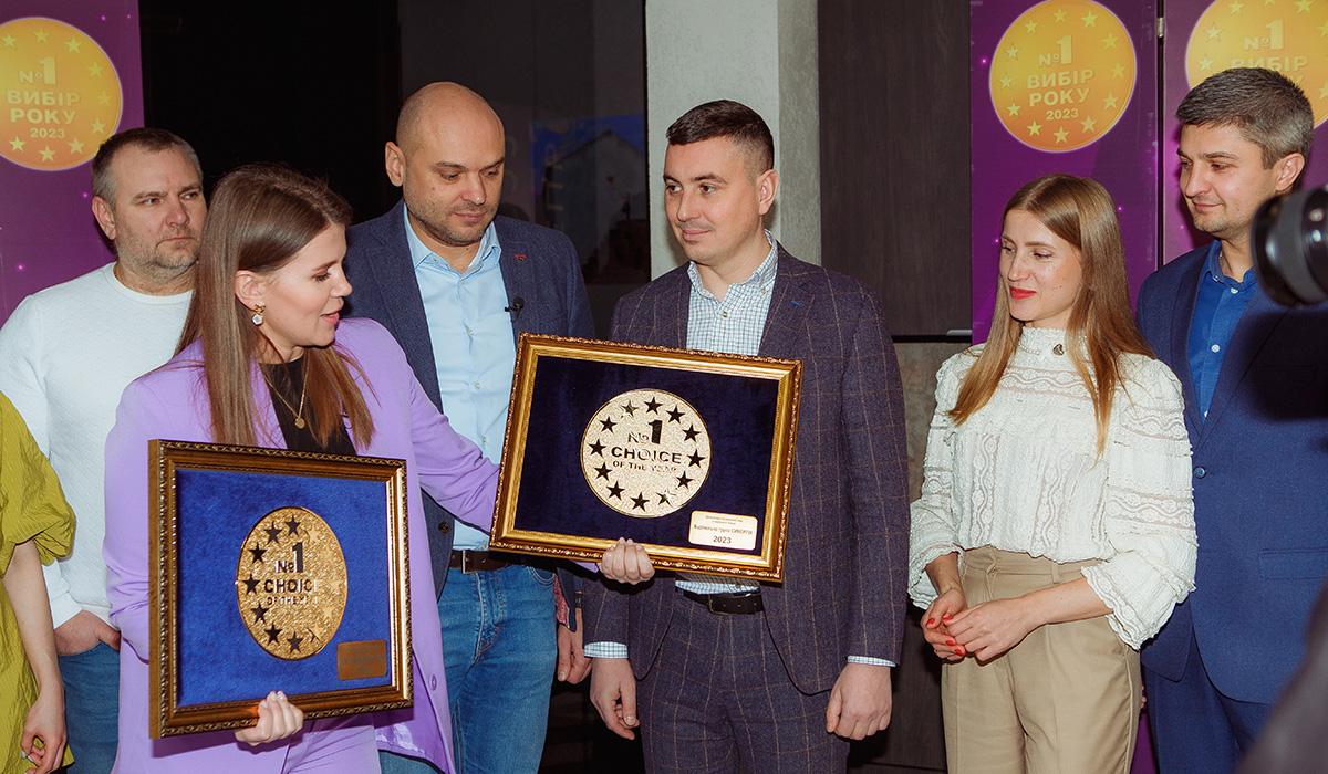 П’ятий рік поспіль Будівельну групу Синергія визнали девелопером №1 в передмісті Києва у премії 'Вибір року' П’ятий рік поспіль Будівельну групу Синергія визнали девелопером №1 в передмісті Києва у премії 'Вибір року'