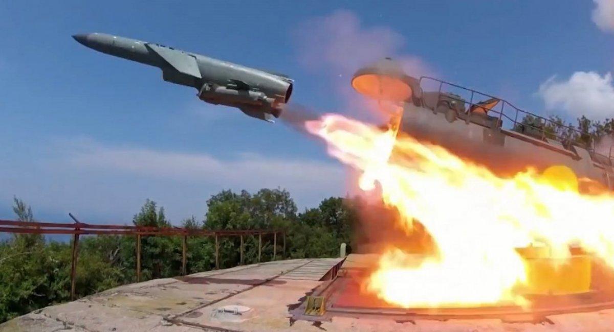 Росія вперше використала для атаки по Україні рідкісну ракету П-35 / фото Defense Express Росія вперше використала для атаки по Україні рідкісну ракету П-35 / фото Defense Express