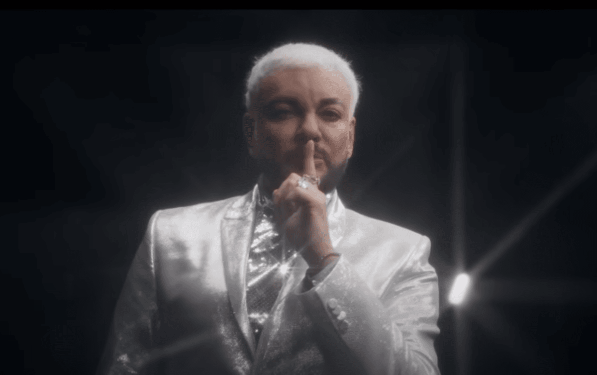 Філіп Кіркоров заплатив за те, щоб йому не вручили повістку, з'ясували журналісти / скріншот