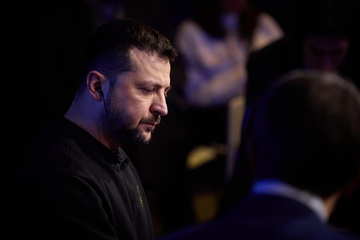 Зеленський пропонує парламенту знову продовжити воєнний стан та загальну мобілізацію / фото president.gov.ua Зеленський пропонує парламенту знову продовжити воєнний стан та загальну мобілізацію / фото president.gov.ua