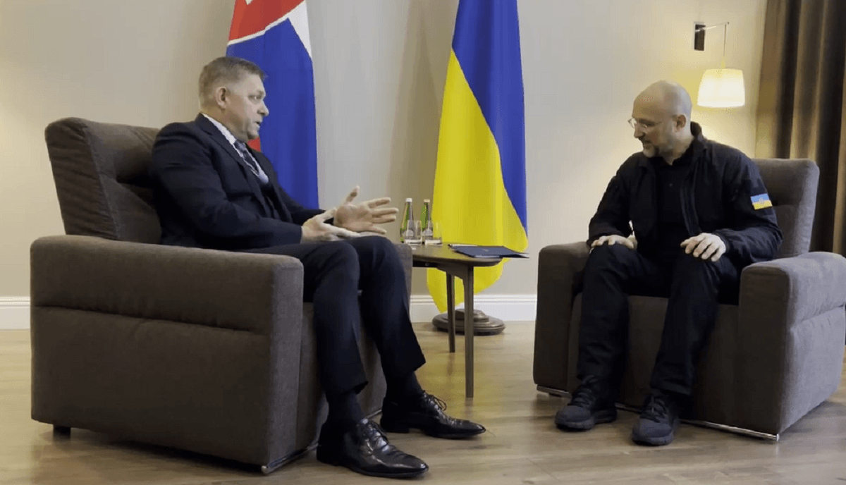 На зустріч Шмигаля та Фіцо в Ужгороді не покликали журналістів / скріншот На зустріч Шмигаля та Фіцо в Ужгороді не покликали журналістів / скріншот