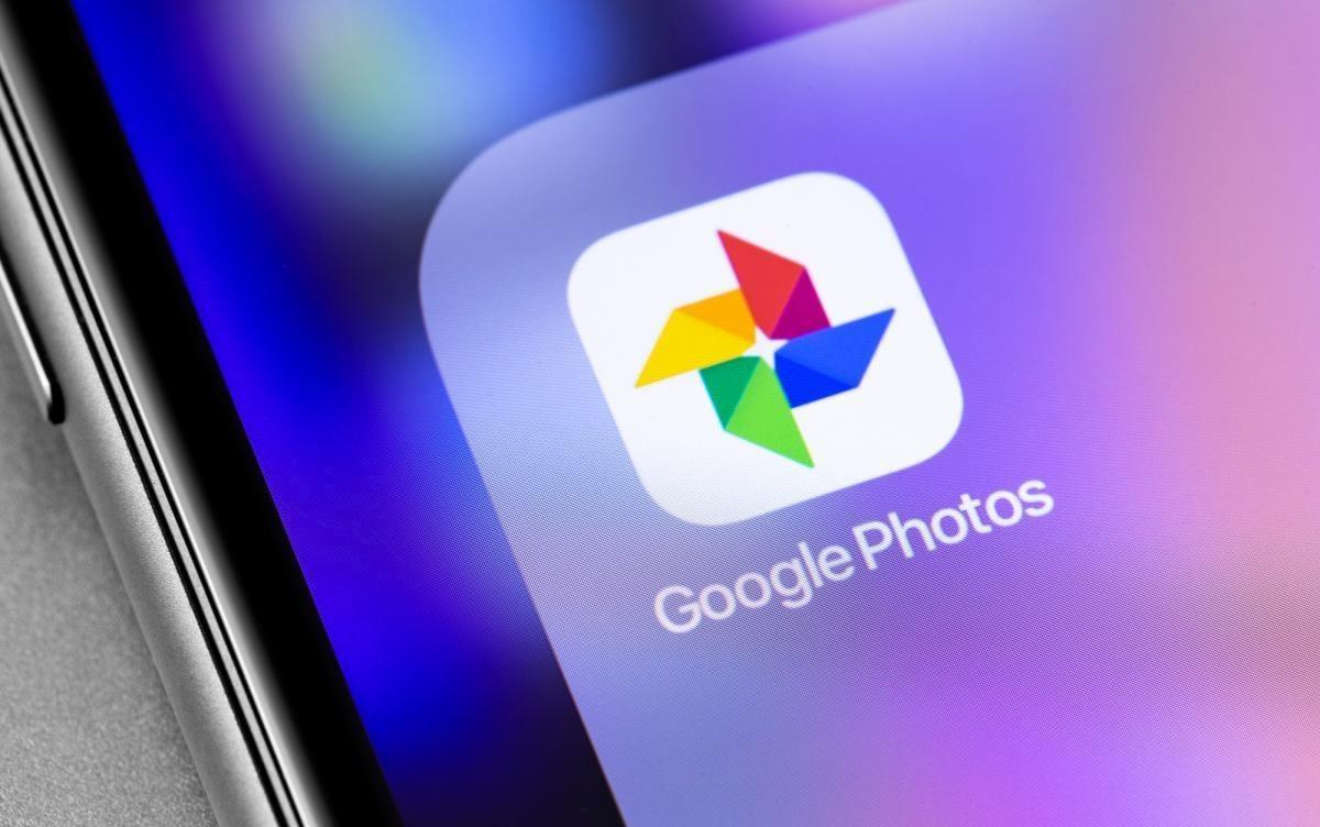 Google Photos запускает автоматическую группировку стопок на Android / фото ua.depositphotos.com