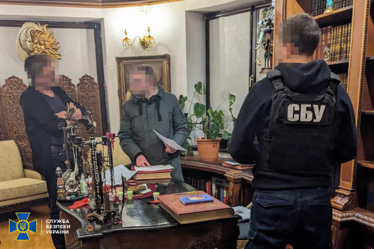 Викрадені кошти арештовані, вирішується питання щодо їх повернення до бюджету України / фото Служба безпеки України Викрадені кошти арештовані, вирішується питання щодо їх повернення до бюджету України / фото Служба безпеки України