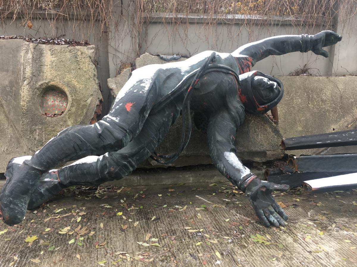Торік на Львівщині знесли понад 300 радянських пам’ятників / фото Мирослави Бзікадзе Торік на Львівщині знесли понад 300 радянських пам’ятників / фото Мирослави Бзікадзе