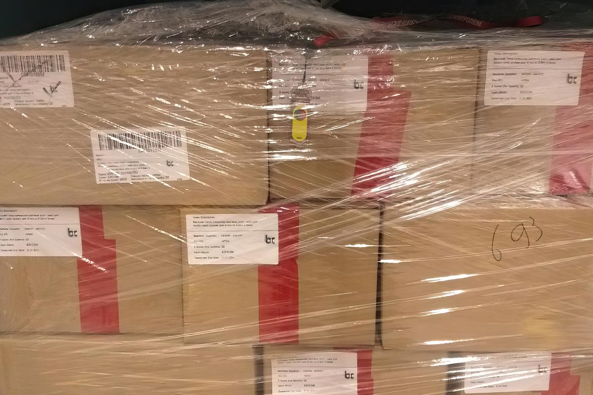Санофі передала МОЗ України близько 12 тисяч доз вакцини проти грипу для захисту вразливих груп населення Санофі передала МОЗ України близько 12 тисяч доз вакцини проти грипу для захисту вразливих груп населення