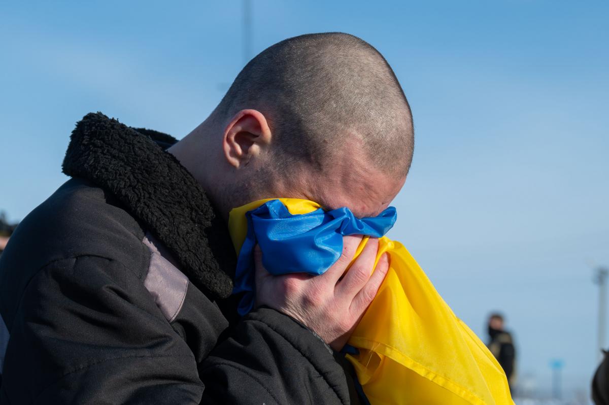 Росіяни жорстоко катують український військових, що потрапили в полон, - ООН / фото Офіс президента Росіяни жорстоко катують український військових, що потрапили в полон, - ООН / фото Офіс президента
