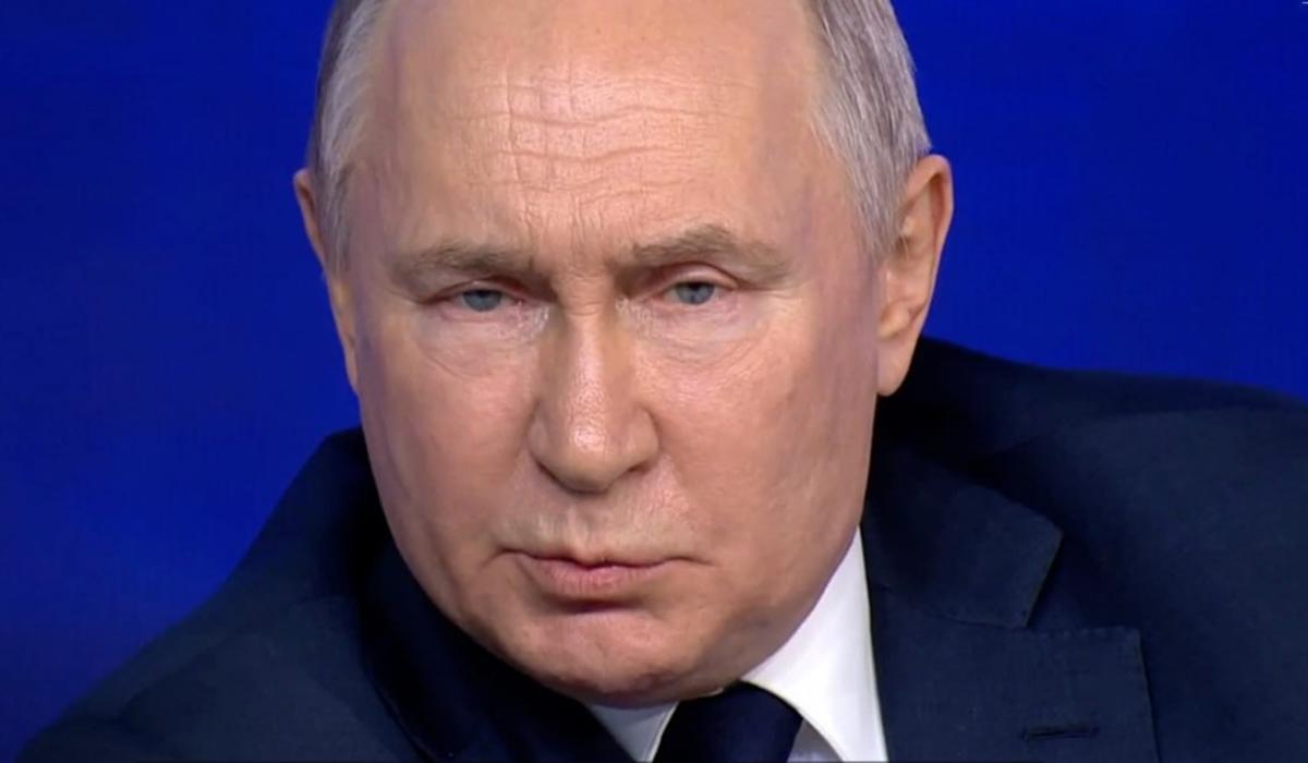 Путин готовится к глобальной войне / скриншот из видео Путин готовится к глобальной войне / скриншот из видео