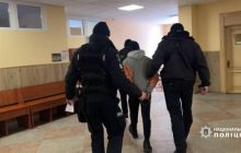 "Хотел успокоить": на Киевщине 18-летний отец убил двухмесячную дочь ударом по голове