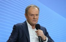 Туск об Орбане: Европейские политики, которые не поддерживают Украину, предают ЕС