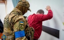 Як у кіно: в Одесі показово під час засідання затримали голову сільради (відео)