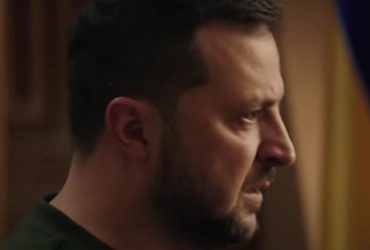 Владимир Зеленский поздравил украинцев с Новым годом: полный текст и видео