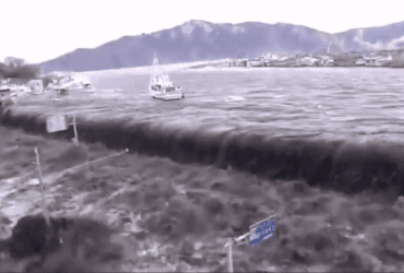 В Японії Новий рік почався з 7-бального землетрусу і 5-метрових хвиль цунамі (відео)