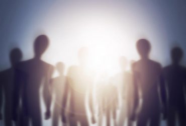 В Бразилии туристка сняла на видео трехметровых пришельцев: вирусные кадры