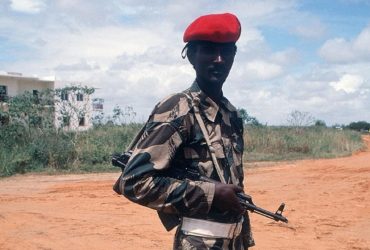 В МИД рассказали об украинцах, захваченных в Сомали: члены экипажа вертолета миссии ООН