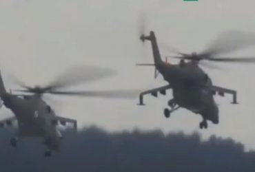 Белорусские военные отбыли в РФ изучать опыт войны против Украины (видео)