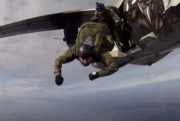 Не піде в лоб, а обійде: екс-спікер Генштабу оцінив, чи скине РФ війська небом в тил ЗСУ