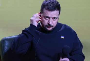 Зеленський: У світі не вистачає виробництва для задоволення потреб України у зброї