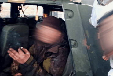 На Бахмутському напрямку взяли в полон контрактника з РФ: що він каже (фото)