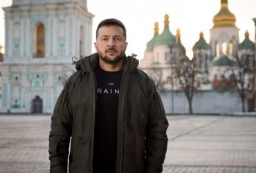 Це не дозвіл на вихідний: Зеленський розкритикував закриття Ради через ракетну загрозу