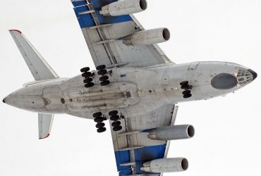 Збитий Іл-76: експерт розповів, чи здатний цей літак перевозити важке озброєння