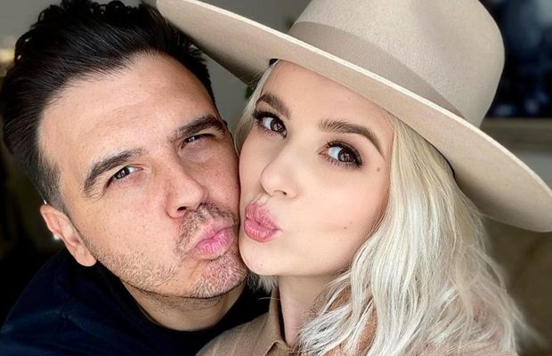 "Ніколи не знаєш, коли твоє життя зупиниться": Міка Ньютон розповіла про поїздку до Львова