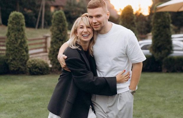 "Через кордон не бігли лісом": Пренткович відповіла на хейт щодо відпочинку чоловіка на Мальдівах