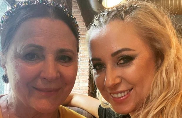 "Сподіваюсь, що вона принесе користь": Тоня Матвієнко віддала на аукціон каблучку мами