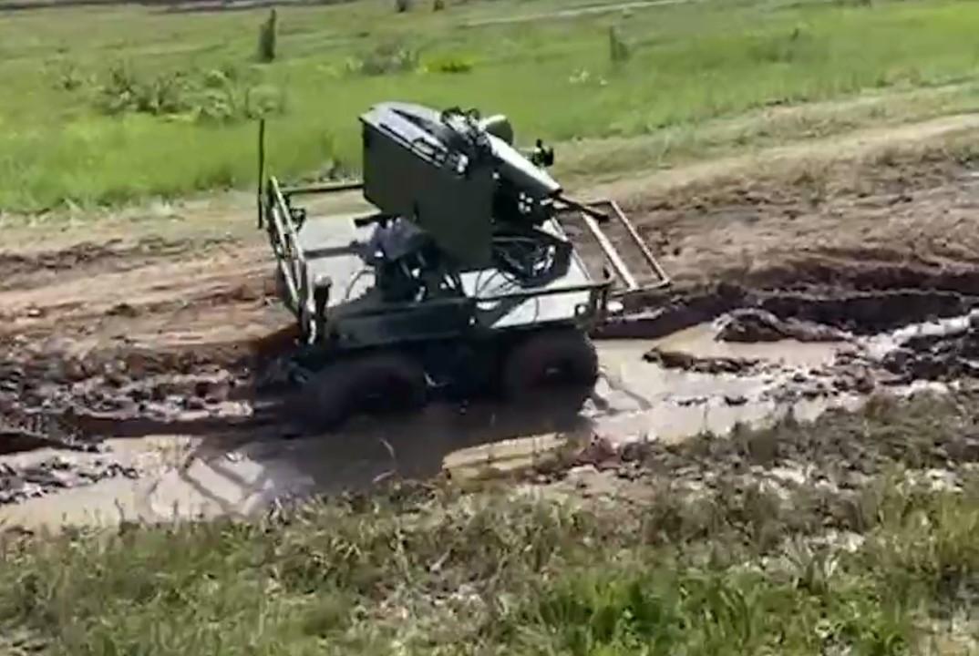 Военные активно испльзуют на фронте дроны "Рысь" / скриншот Военные активно испльзуют на фронте дроны "Рысь" / скриншот