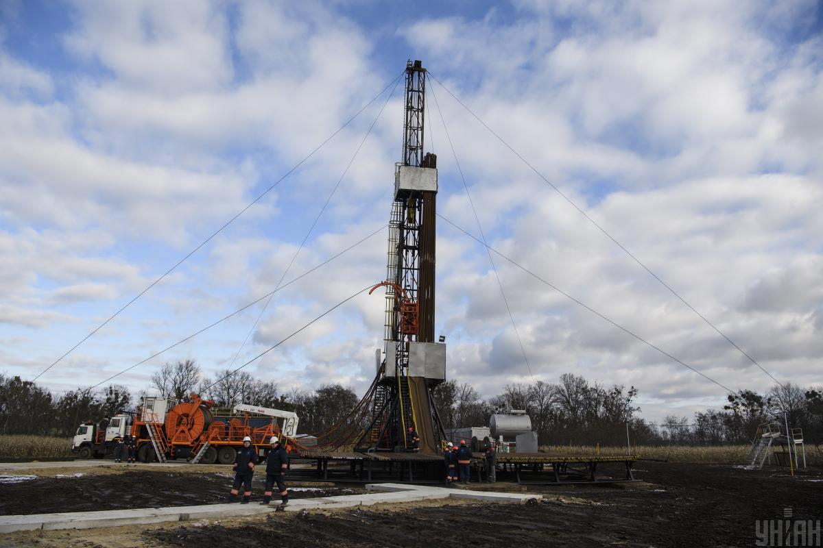 Свердловина державного холдингу "Укргазвидобування" / фото УНІАН Свердловина державного холдингу "Укргазвидобування" / фото УНІАН