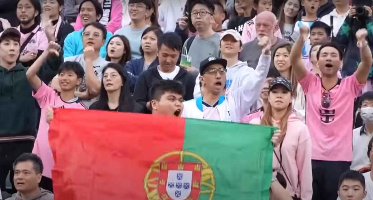 Furious Messi fans in Hong Kong demanded a refund due to the absence of their idol on the field / screenshot