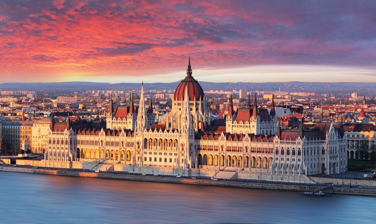 У Будапешті хочуть заборонити короткострокову оренду житла через Airbnb / фото ua.depositphotos.com У Будапешті хочуть заборонити короткострокову оренду житла через Airbnb / фото ua.depositphotos.com