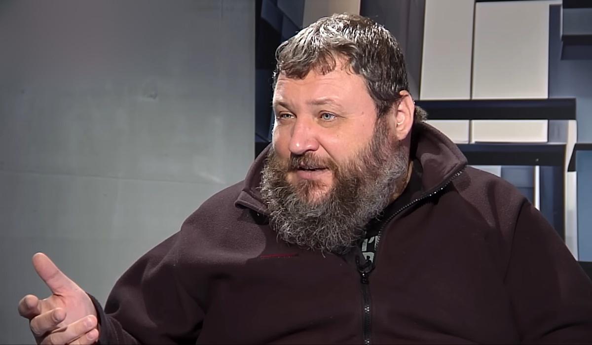 Евгений Дикий объяснил ситуацию в Авдеевке / кадр с видео Евгений Дикий объяснил ситуацию в Авдеевке / кадр с видео