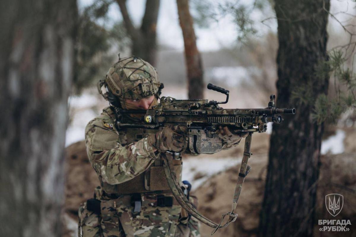 Загальні добові втрати РФ склали 1 070 осіб, а на цьому напрямку було знищено 400 / фото Бригада швидкого реагування Нацгвардії "Рубіж"