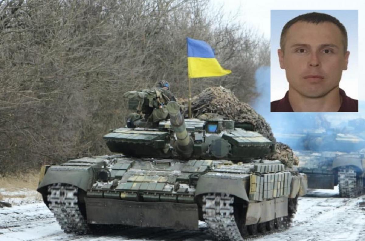 За словами Романа Костенка, після ухвалення закону про мобілізацію зарплата у ЗСУ може досягати 5 тисяч доларів / Колаж УНІАН, фото 17-та окрема танкова Криворізька бригада ім. Костянтина Пестушка, фото Вікіпедія За словами Романа Костенка, після ухвалення закону про мобілізацію зарплата у ЗСУ може досягати 5 тисяч доларів / Колаж УНІАН, фото 17-та окрема танкова Криворізька бригада ім. Костянтина Пестушка, фото Вікіпедія