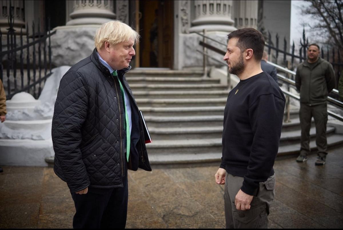 Борис Джонсон прибув до Києва / фото twitter.com/BorisJohnson Борис Джонсон прибув до Києва / фото twitter.com/BorisJohnson