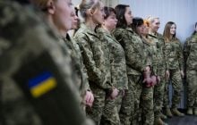 В ВСУ впервые начали выдавать женскую военную форму (фото)