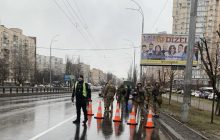 В Оболонском районе Киева установили блокпосты: зачем они нужны (фото)