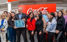 Мільйон пляшок Coca-Cola, виготовлених на благодійність в Україні, зареєстровано в Національному Реєстрі Рекордів України