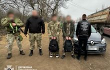 Притворялись военными: в Одесской области задержали "сообразительного" перевозчика вместе с уклонистами