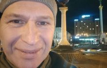 Зірка серіалу "Швидка допомога" розповів, як рідні не хотіли його відпускати на фронт