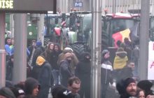 Фермеры на тракторах заблокировали центр Брюсселя, где собрались аграрные министры ЕС