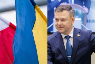 Електронні повістки для українців у Польщі: нардеп зробив важливу заяву