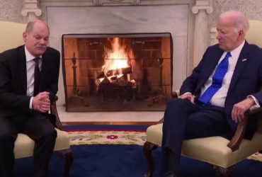 Шольц навмисно приховує правду про стан Байдена, - експерт