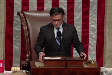 Сенат США о п'ятій ранку схвалив допомогу Україні, але є дуже велике "але"