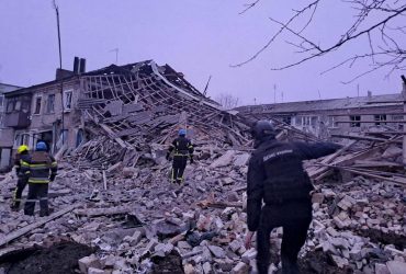 Удар по двухэтажке в Великом Бурлуке: возросло число погибших