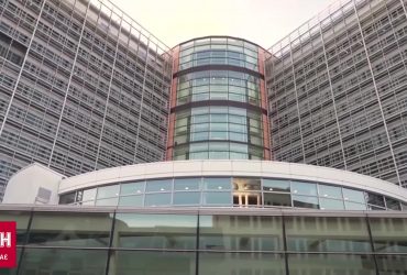 Йдуть на хитрощі, щоб викрити гроші олігархів: коли ж конфісковані статки росіян дійдуть до України