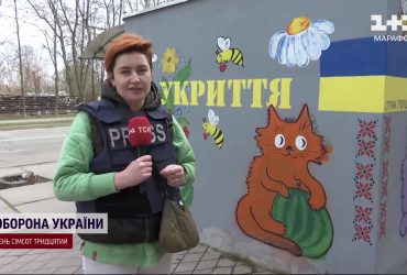 Без вікон і дверей, але магазин працює: херсонці пристосовуються до майже щоденних обстрілів
