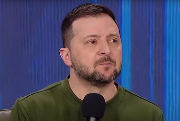 Третій рік повномасштабної війни може стати найважчим для Зеленського, - The Guardian